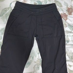 Ivivva live to move pants